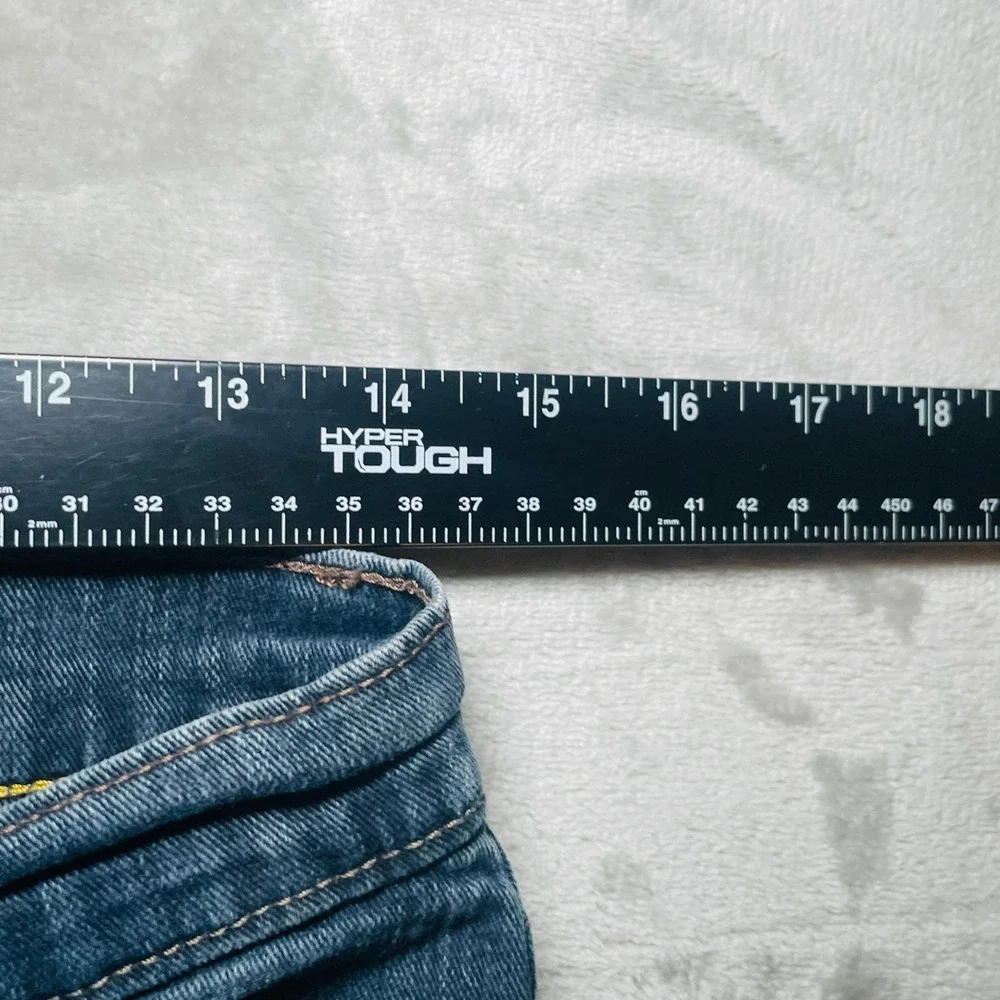 Wrangler Slim Straight Jeans Mens 28x30 Medium Wash Blue Denim Casual